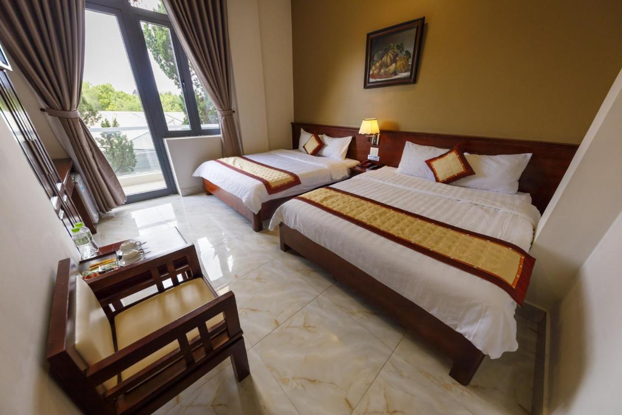 บงฌูร์ โฮเต็ล Hotel ดาลัด ภายนอก รูปภาพ