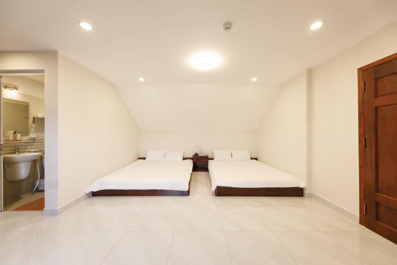 บงฌูร์ โฮเต็ล Hotel ดาลัด ภายนอก รูปภาพ